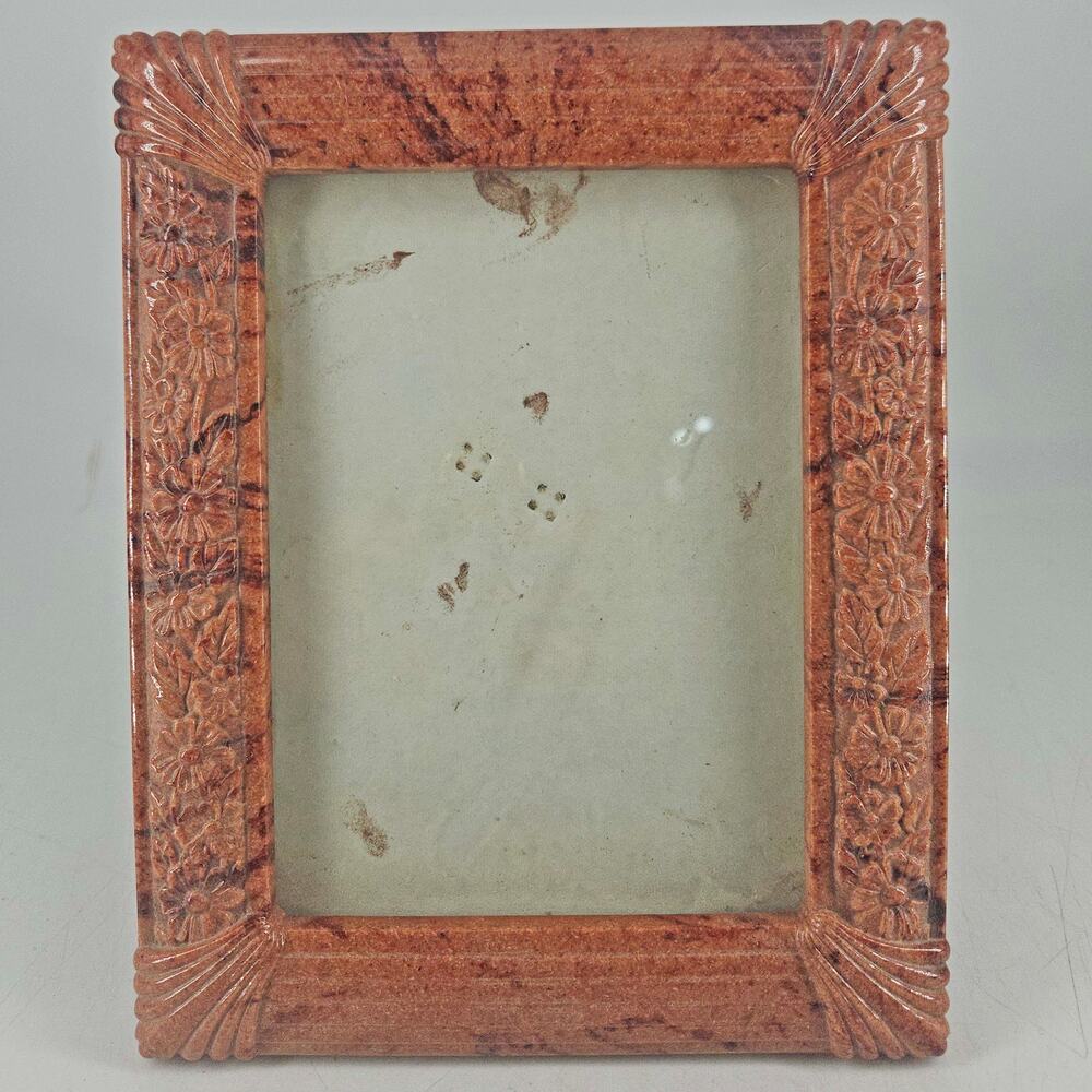 Vintage faux marble or stone raised floral fluted corner picture frame